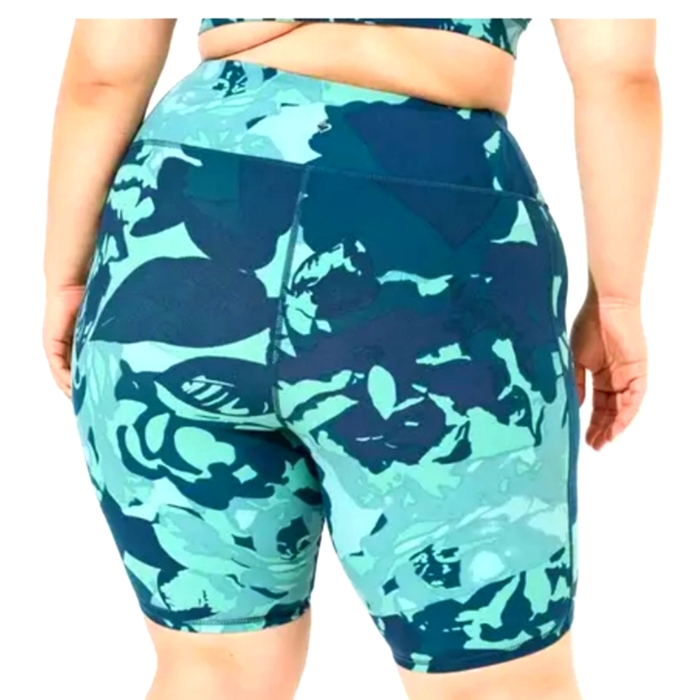Torrid Active Biker Short 5X - Picture 2 of 10